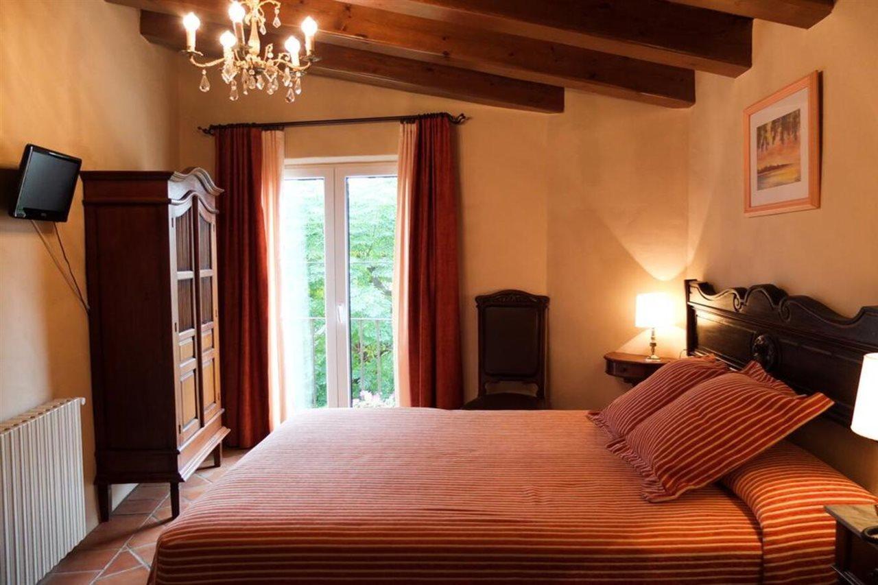 Hotel Sant Feliu Sant Feliu de Boada Eksteriør bilde