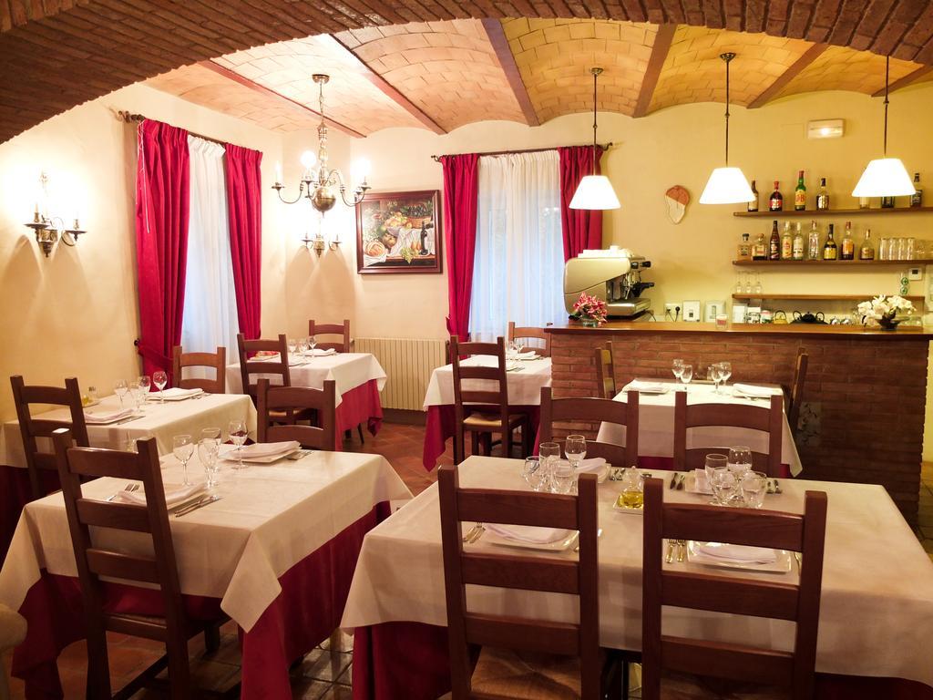 Hotel Sant Feliu Sant Feliu de Boada Eksteriør bilde